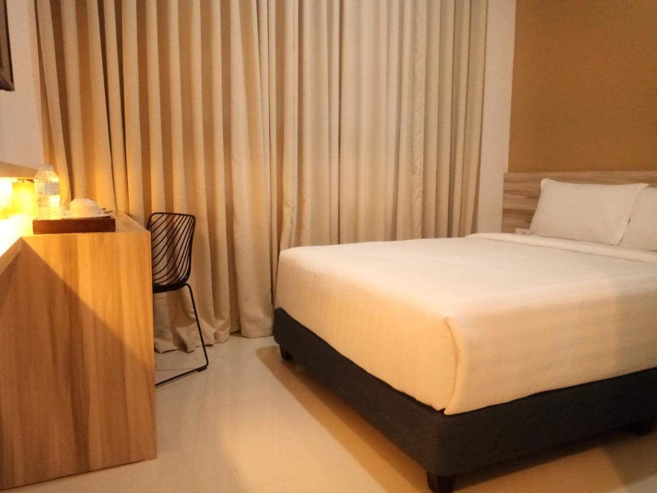 Figtree Hotel Iloilo City Ngoại thất bức ảnh